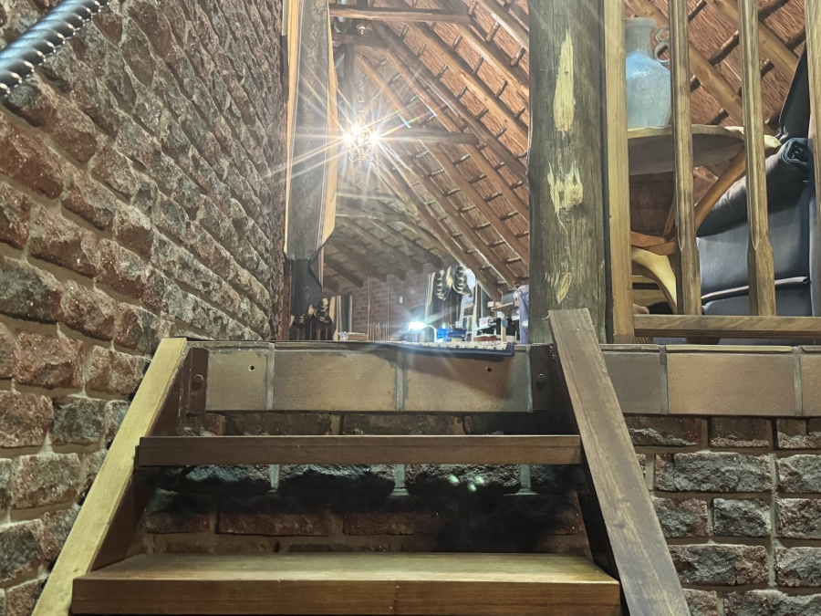 6 Bedroom Property for Sale in Doringkruin North West